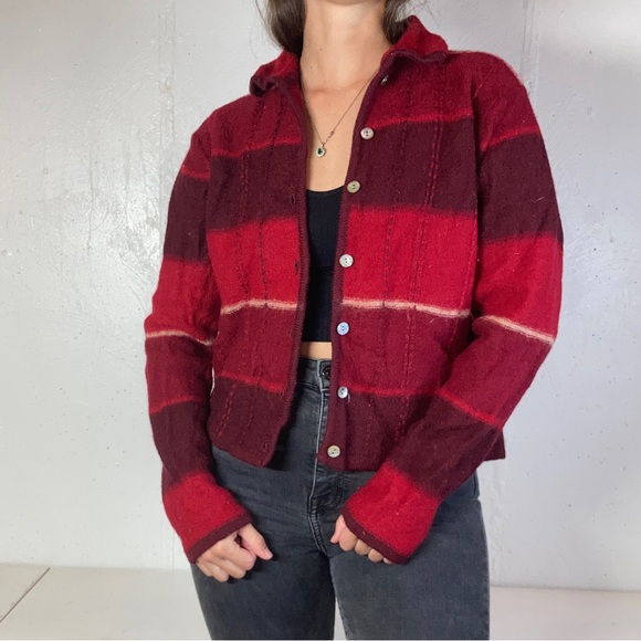 Red 100% Wool Vintage Button Down Jacket - Picture 8 of 10